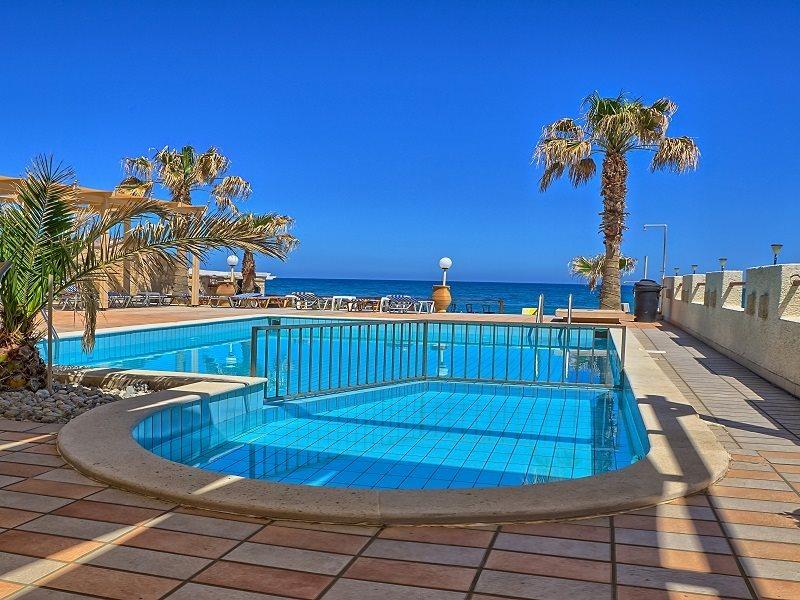 Jo An Beach Hotel Adelianos Kampos Ngoại thất bức ảnh