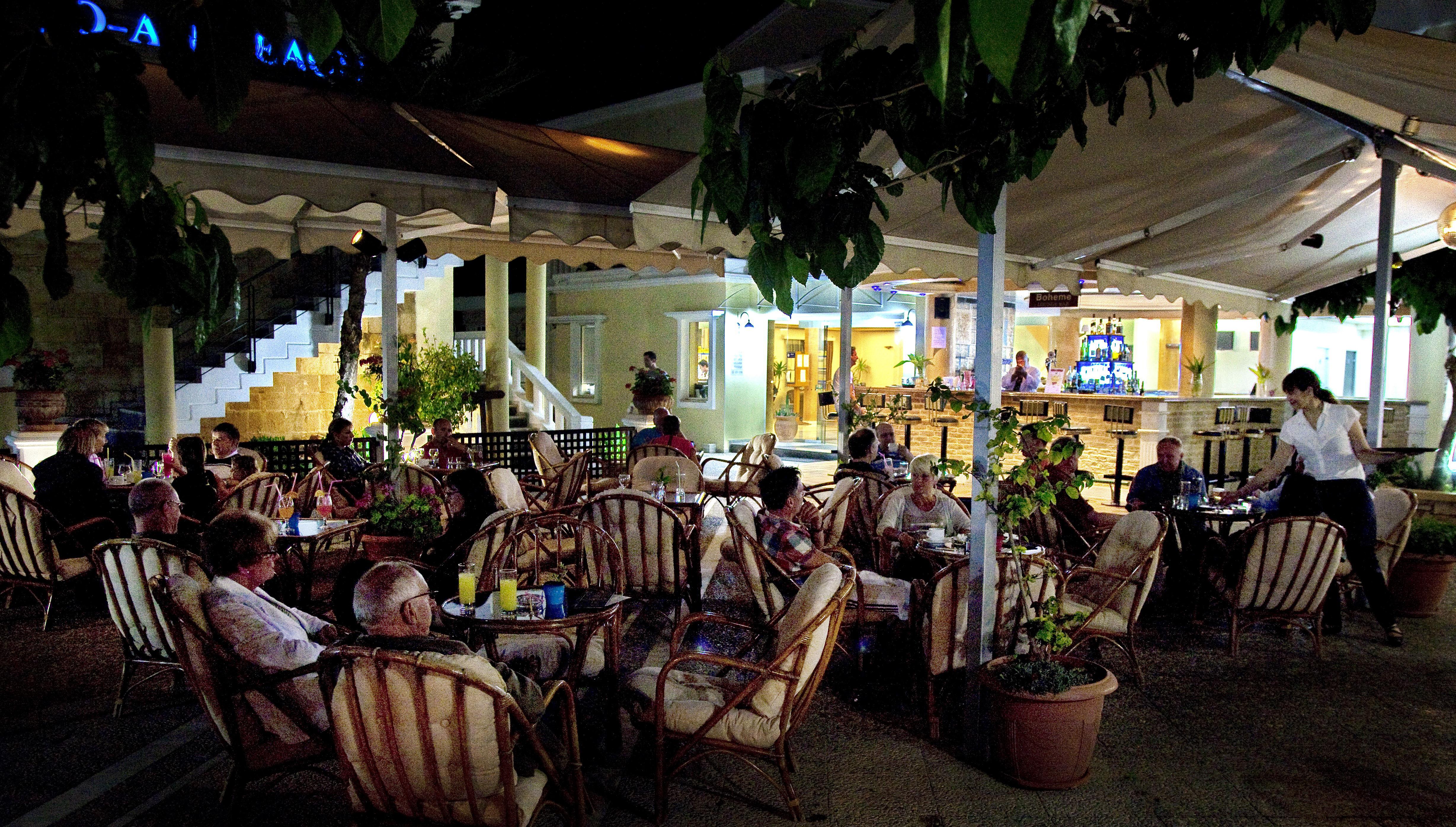 Jo An Beach Hotel Adelianos Kampos Ngoại thất bức ảnh