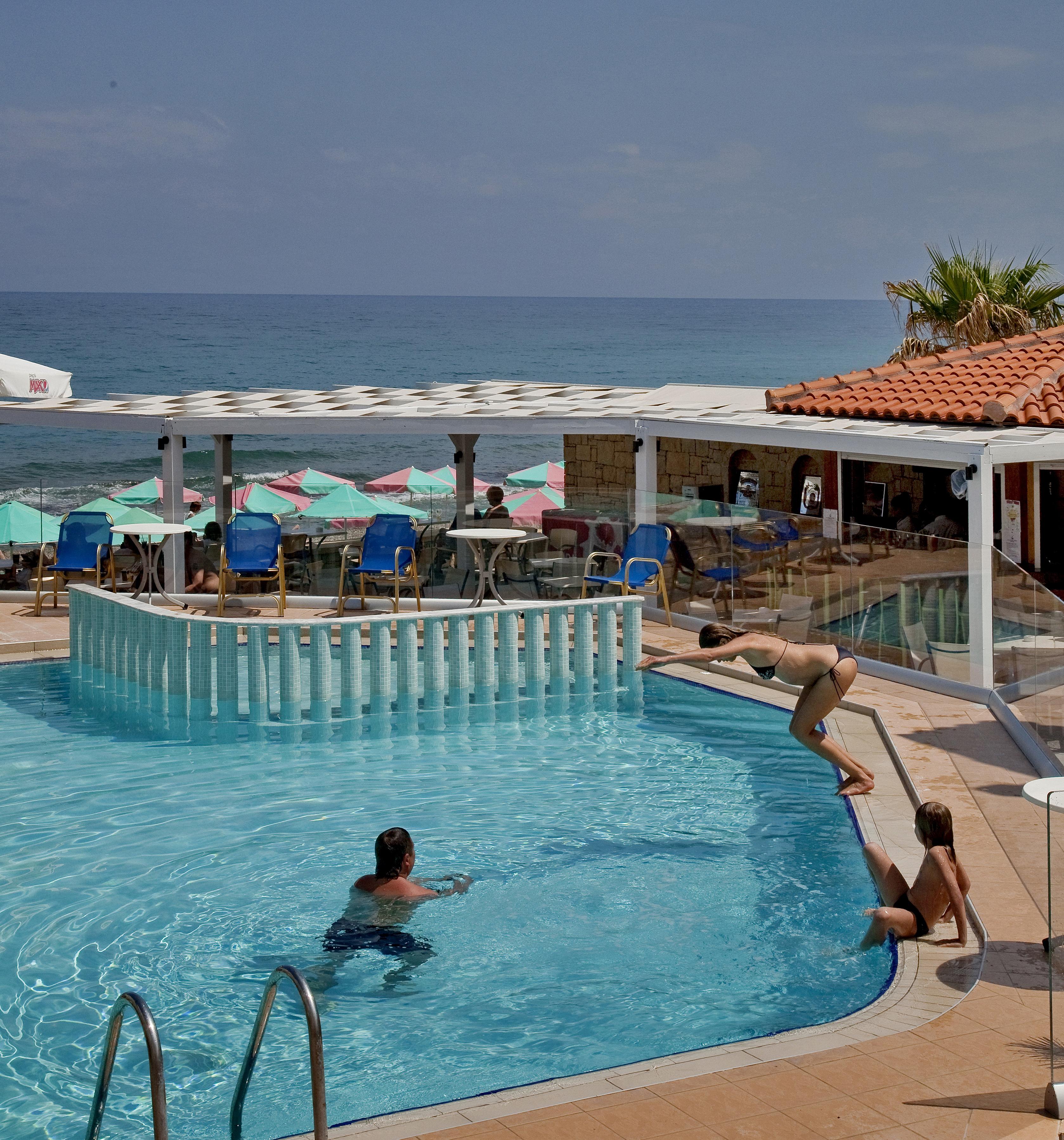 Jo An Beach Hotel Adelianos Kampos Ngoại thất bức ảnh