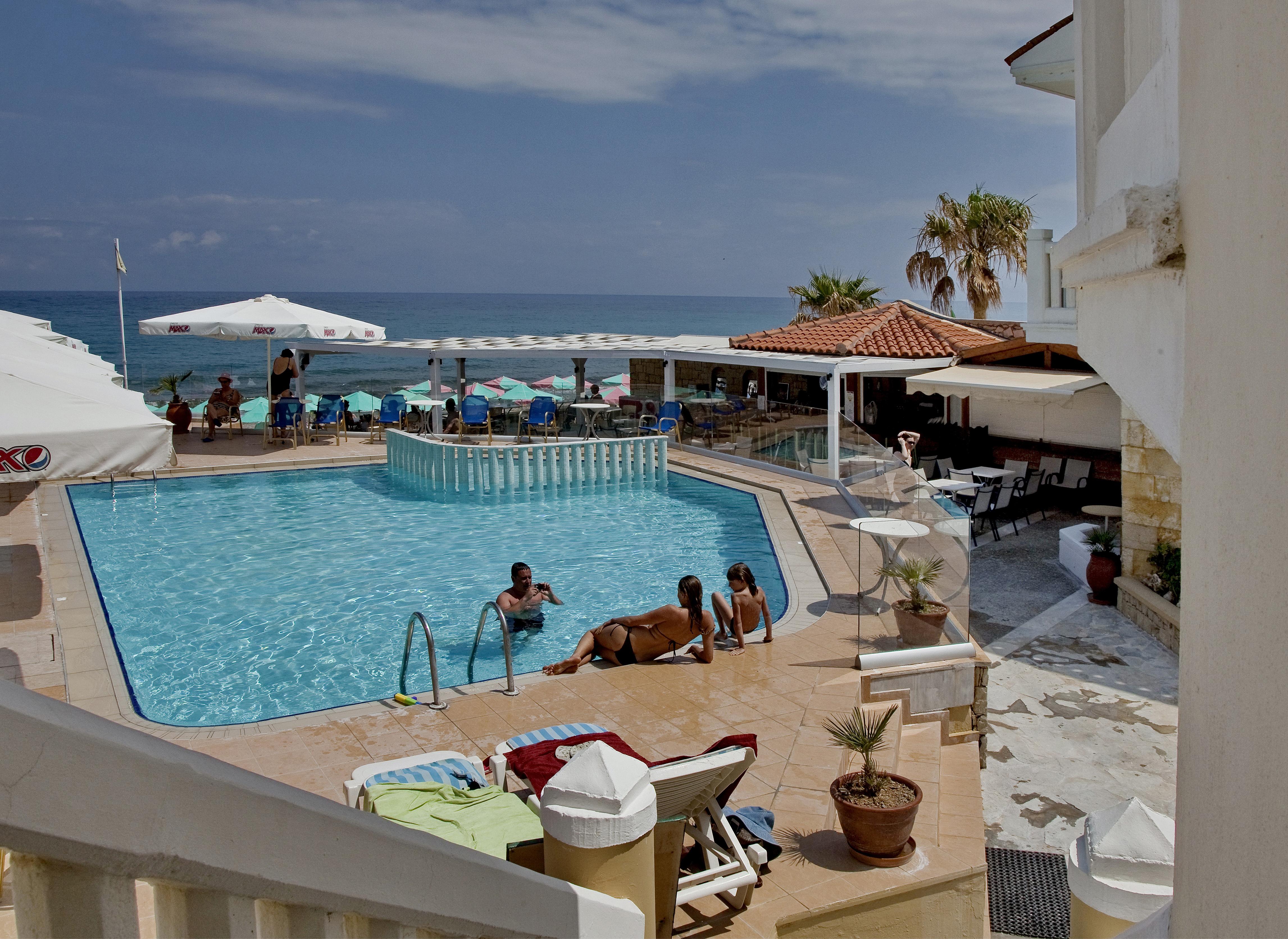 Jo An Beach Hotel Adelianos Kampos Ngoại thất bức ảnh