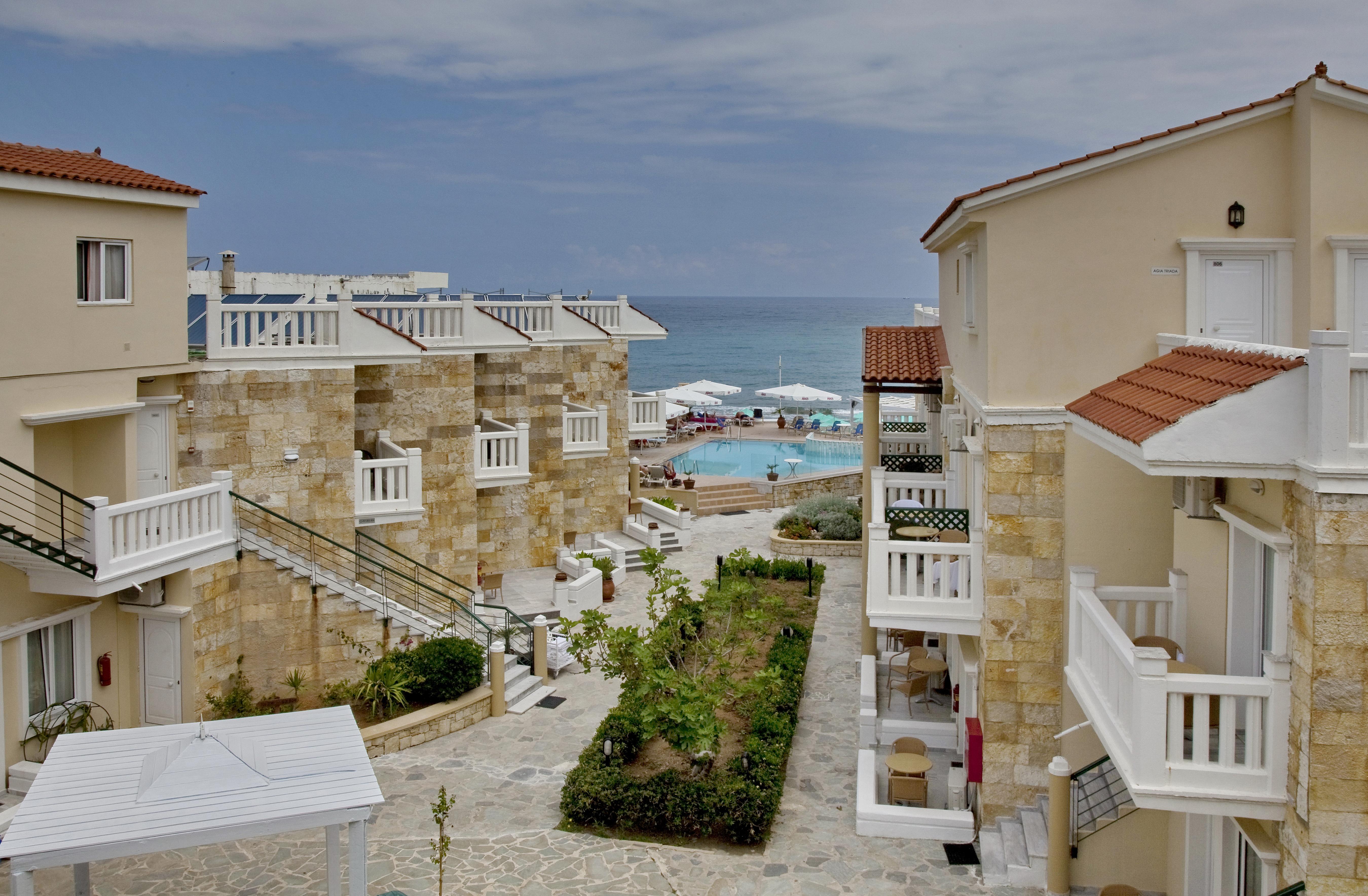 Jo An Beach Hotel Adelianos Kampos Ngoại thất bức ảnh