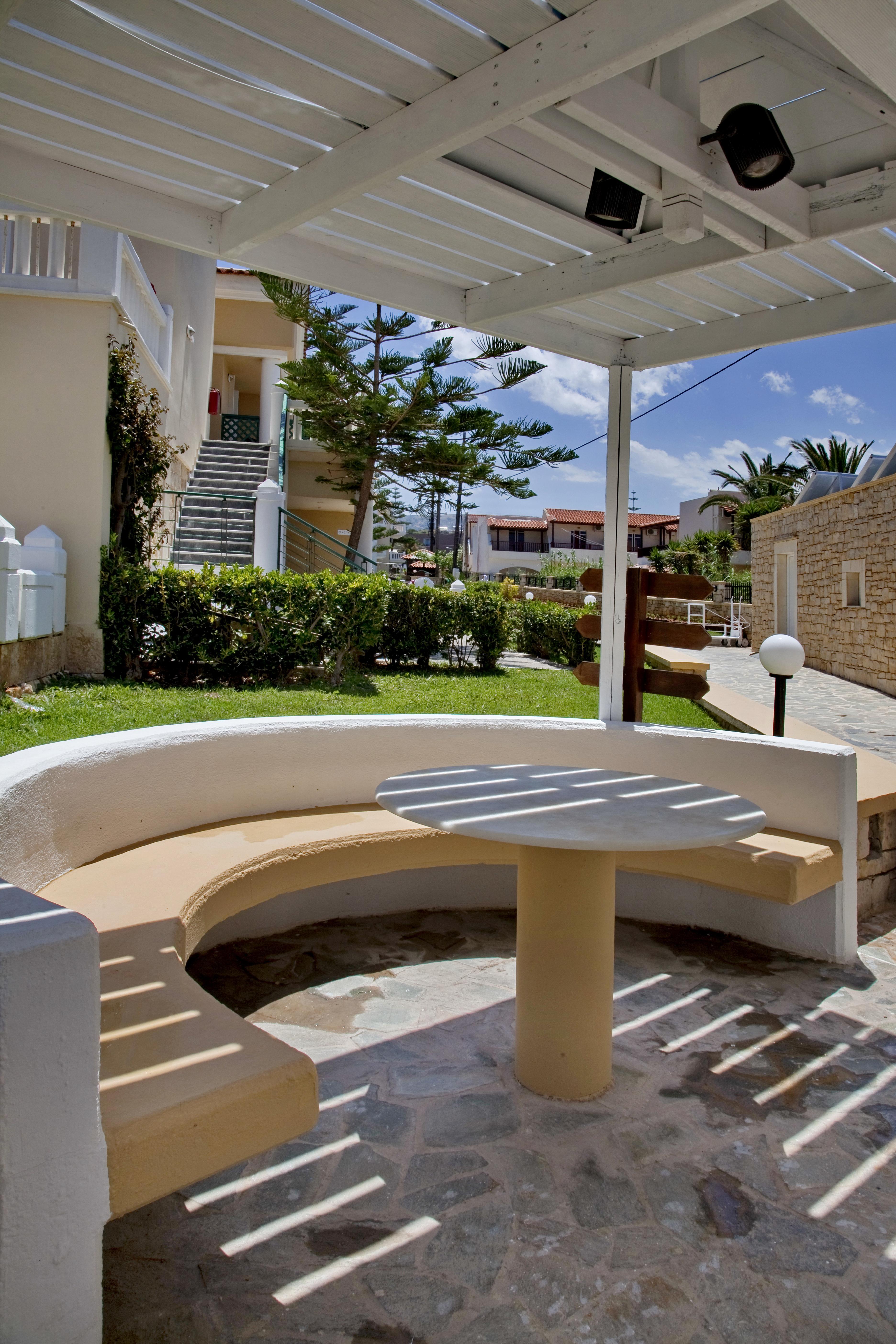 Jo An Beach Hotel Adelianos Kampos Ngoại thất bức ảnh