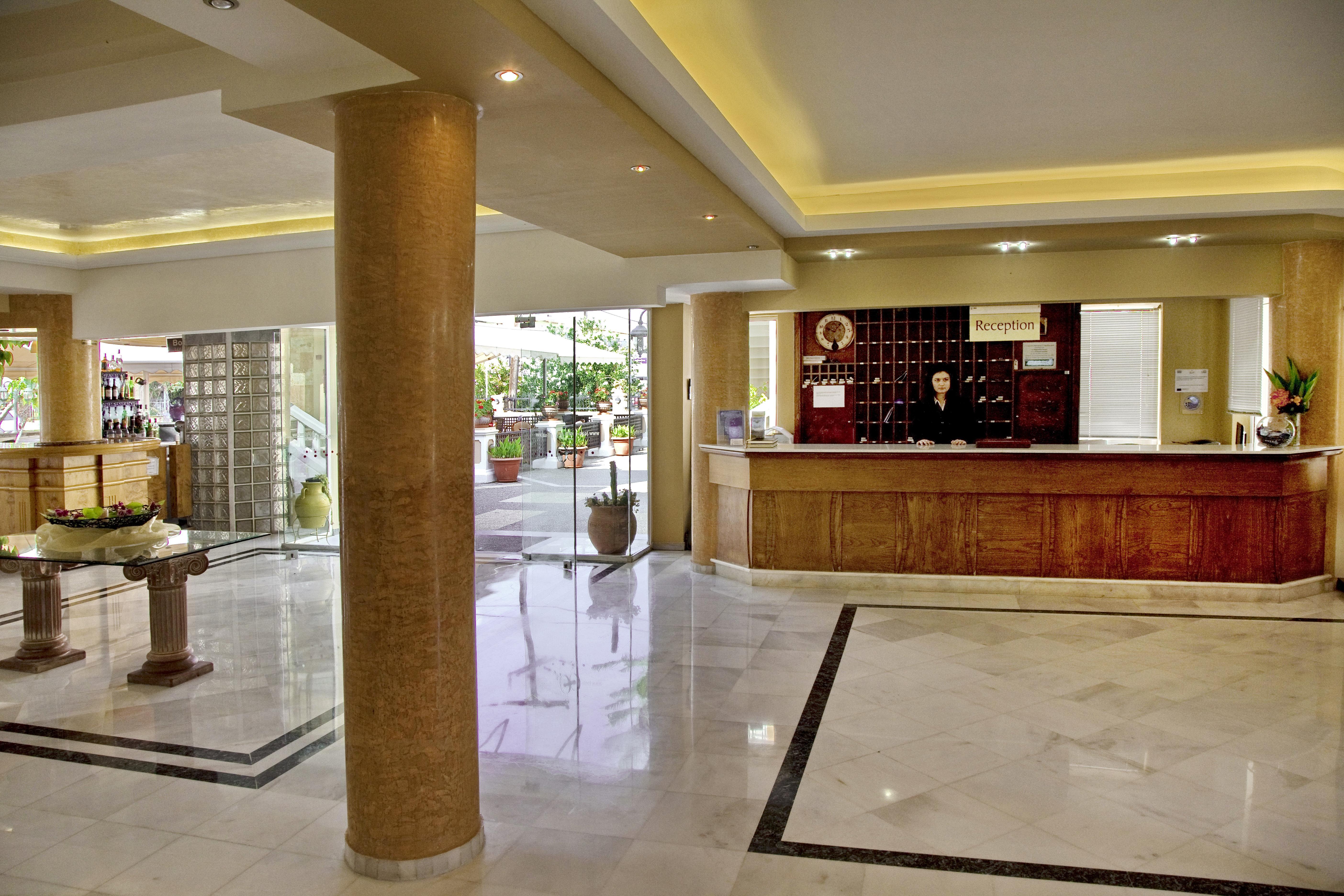 Jo An Beach Hotel Adelianos Kampos Ngoại thất bức ảnh